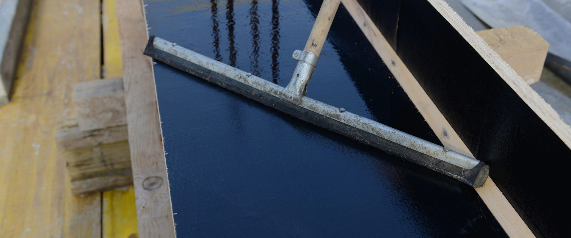 Agentes de cura para betão clássico
